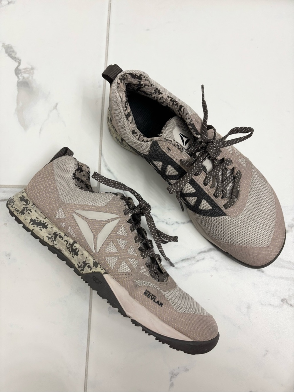 Reebok CrossFit Nano 6 Sneakers Tan Digital Camo Womens 9 Gym Workout